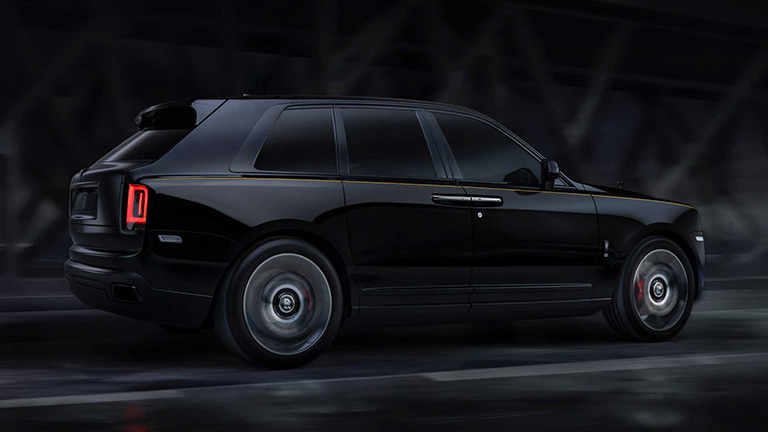 Cullinan Black Badge có động cơ V12 twin-turbo dung tích 6.75 lít