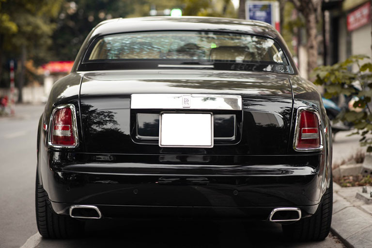 đuôi xe Rolls-Royce Phantom Coupe