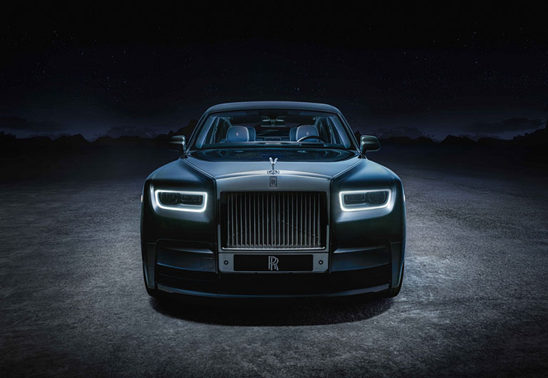 Tìm hiểu bảng giá xe Rolls-Royce chính hãng tại Việt Nam 2021