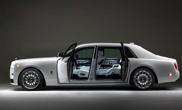 Chiều Dài Xe Rolls-Royce Phantom