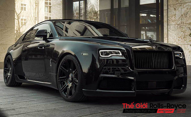Rolls-Royce Wraith Black Badge được bao phủ bởi một lớp sơn đen đặc biệt 