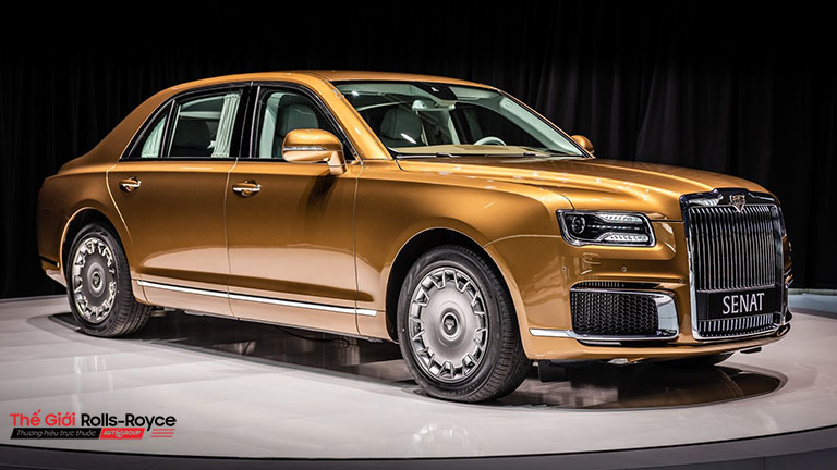 Rolls-Royce Phantom lại mang vẻ ngoài sang trọng và đẹp mắt hơn Aurus Senat