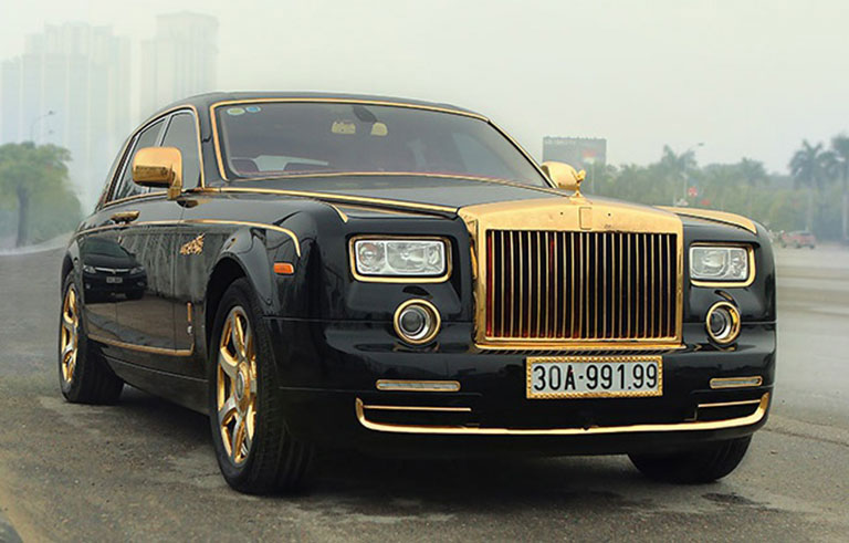 Rolls-Royce Rồng mạ vàng biển 30A 99.199 ở hải phòng