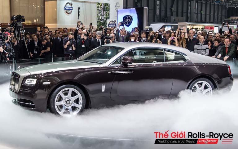 Phiên bản Rolls-Royce Wraith 2014 ra mắt lần đầu tiên tại Triển lãm Geneva Motor Show