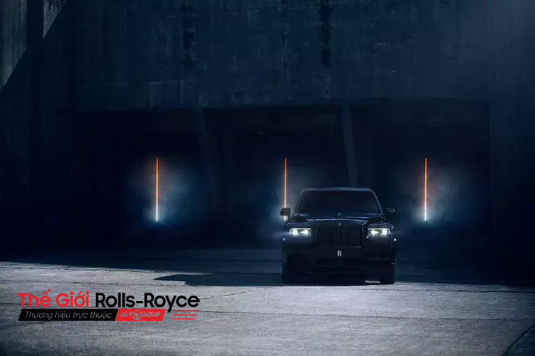 giá xe Rolls-Royce 