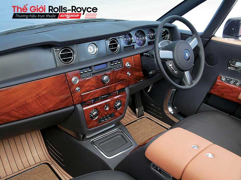 nội thất Rolls-Royce 100EX 