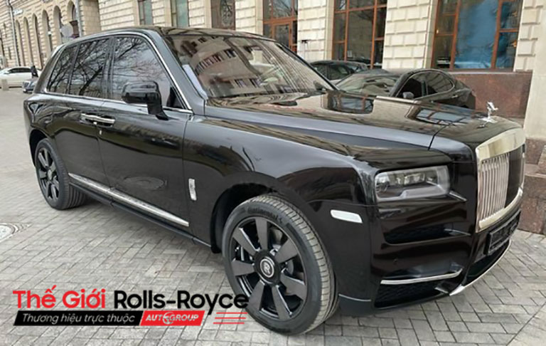 Rolls-Royce Cullinan V12 2022